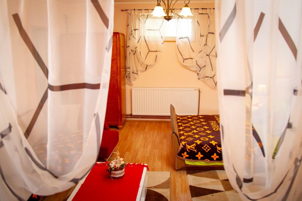 Casa Simon 2 Apartman Szabadka Kültér fotó